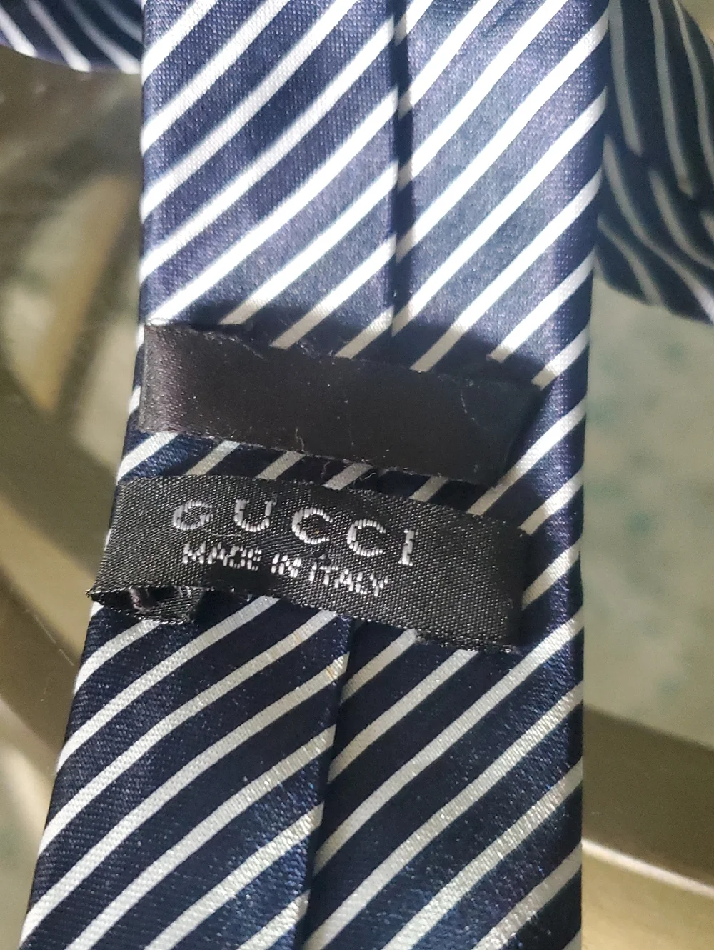 Gucci - Picture 2 of 3